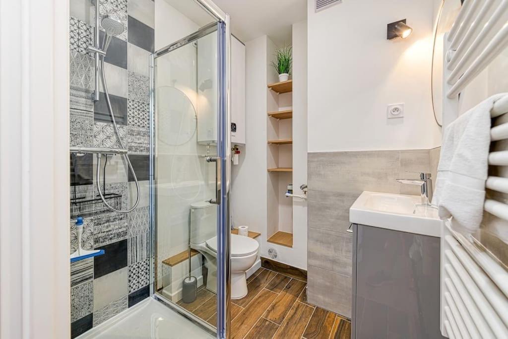 Apartment 10min Gare Grenoble, Vrai Lit Double, Calme *