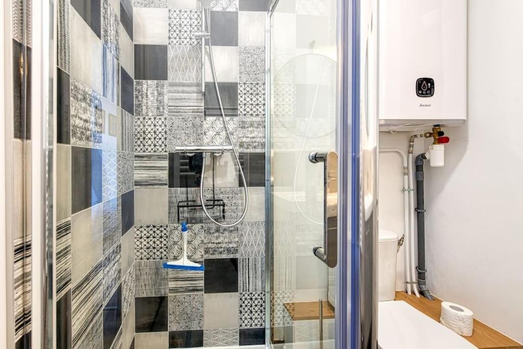 Apartment 10min Gare Grenoble, Vrai Lit Double, Calme *